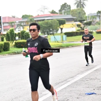 Runner Photo 8507702
