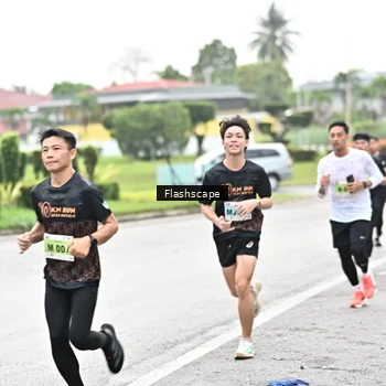 Runner Photo 8507775