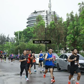 Runner Photo 8507930