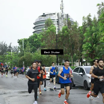 Runner Photo 8507937