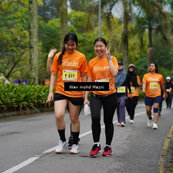 Runner Photo 8508002