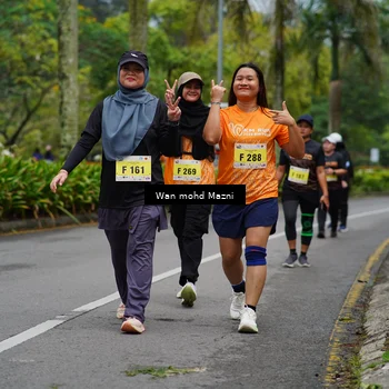 Runner Photo 8508072