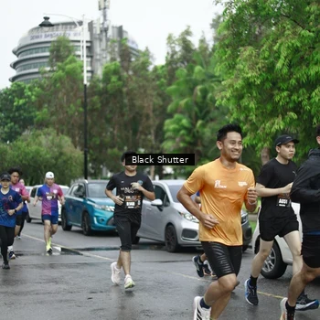 Runner Photo 8508096