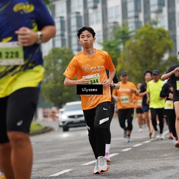Runner Photo 8508110