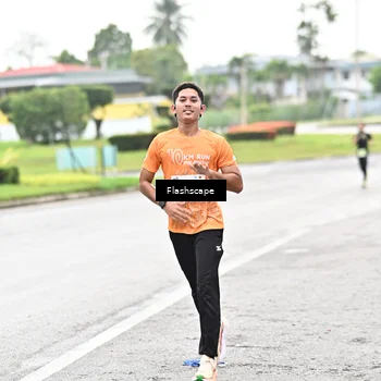 Runner Photo 8508200