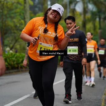 Runner Photo 8508264