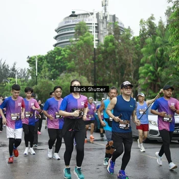 Runner Photo 8508318