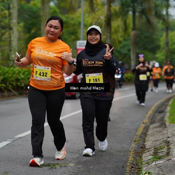 Runner Photo 8508431