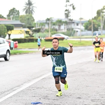 Runner Photo 8508591