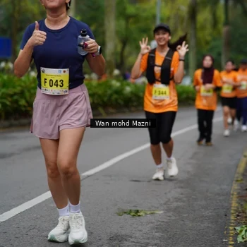Runner Photo 8508601