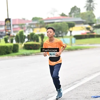 Runner Photo 8508659