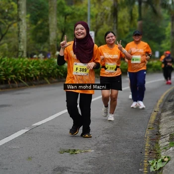 Runner Photo 8508707