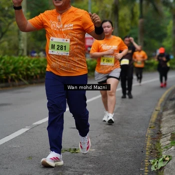 Runner Photo 8508737