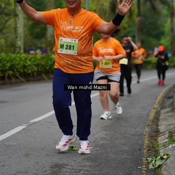 Runner Photo 8508740