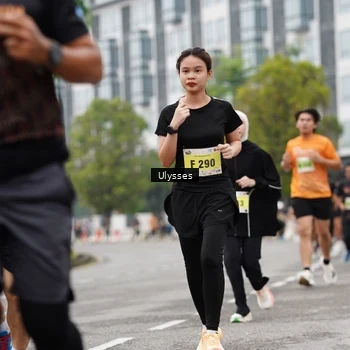 Runner Photo 8508758