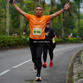 Runner Photo 8508833
