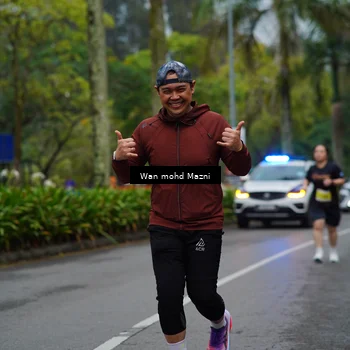 Runner Photo 8508923
