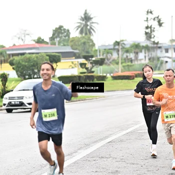 Runner Photo 8509079