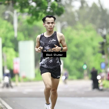 Runner Photo 8509086