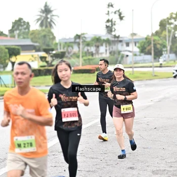 Runner Photo 8509113