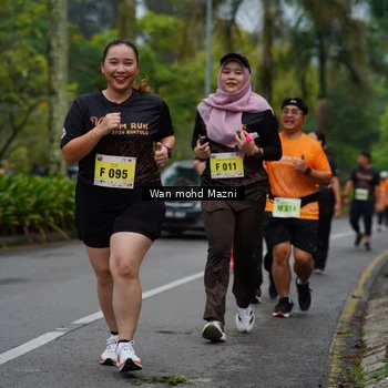 Runner Photo 8509133