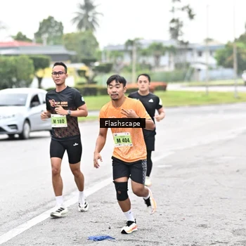 Runner Photo 8509214