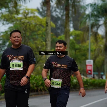 Runner Photo 8509245