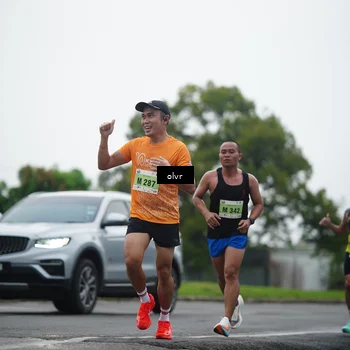Runner Photo 8509400