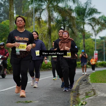 Runner Photo 8509904