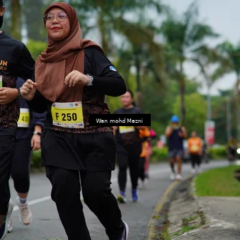 Runner Photo 8509981