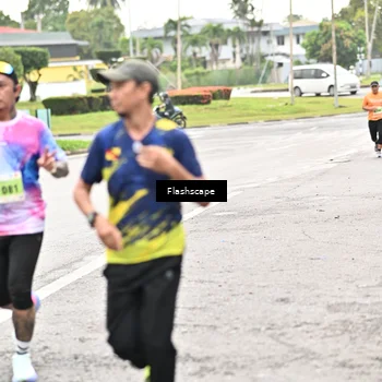 Runner Photo 8510002