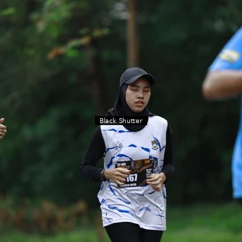 Runner Photo 8510056