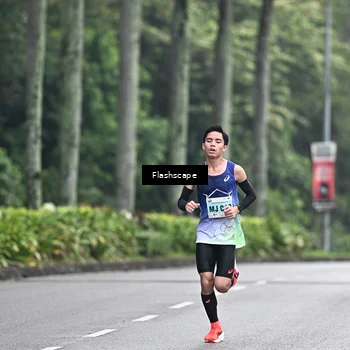 Runner Photo 8510122
