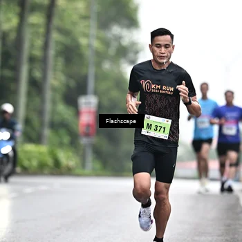 Runner Photo 8510200