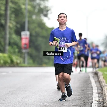 Runner Photo 8510256