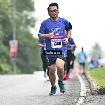 Runner Photo 8510339