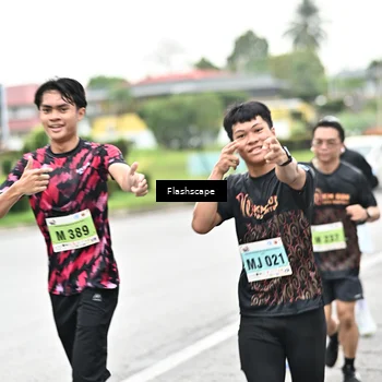 Runner Photo 8511002