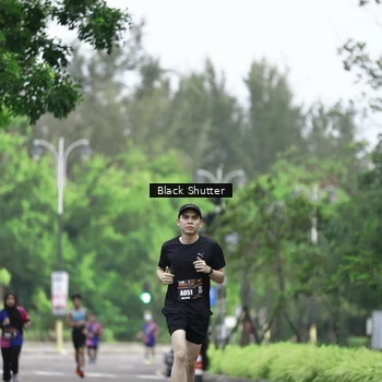 Runner Photo 8511033