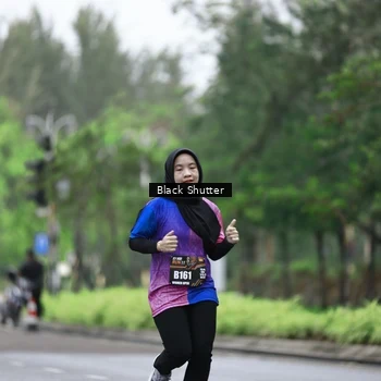 Runner Photo 8511072