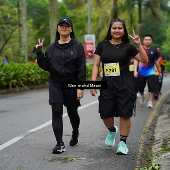 Runner Photo 8511299