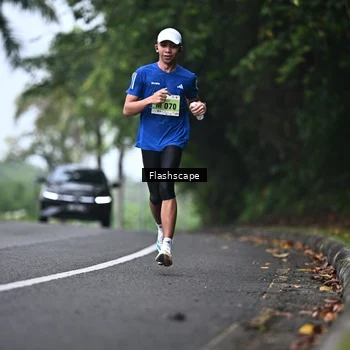 Runner Photo 8511484
