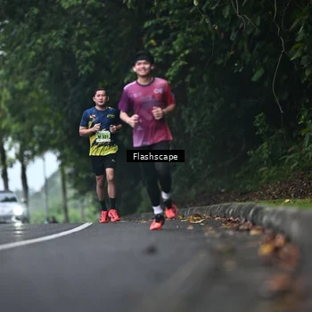 Runner Photo 8511659