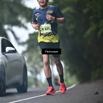 Runner Photo 8511676