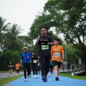 Runner Photo 8511874