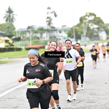 Runner Photo 8512016