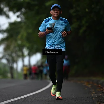 Runner Photo 8512029