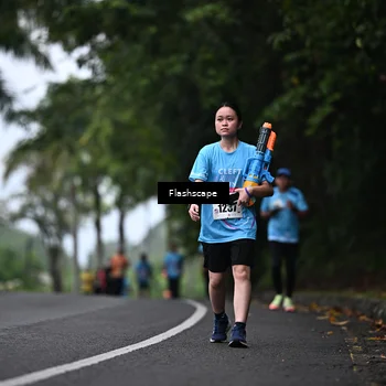 Runner Photo 8512034