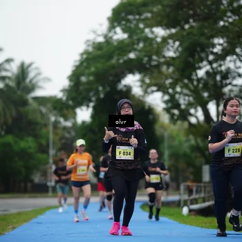 Runner Photo 8512115