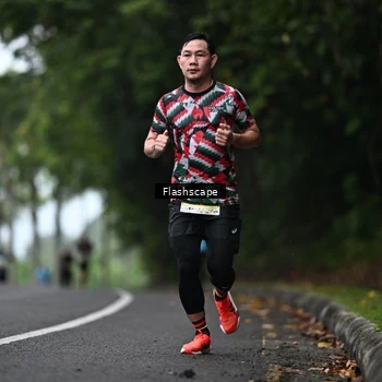 Runner Photo 8512133