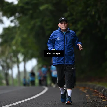 Runner Photo 8512241